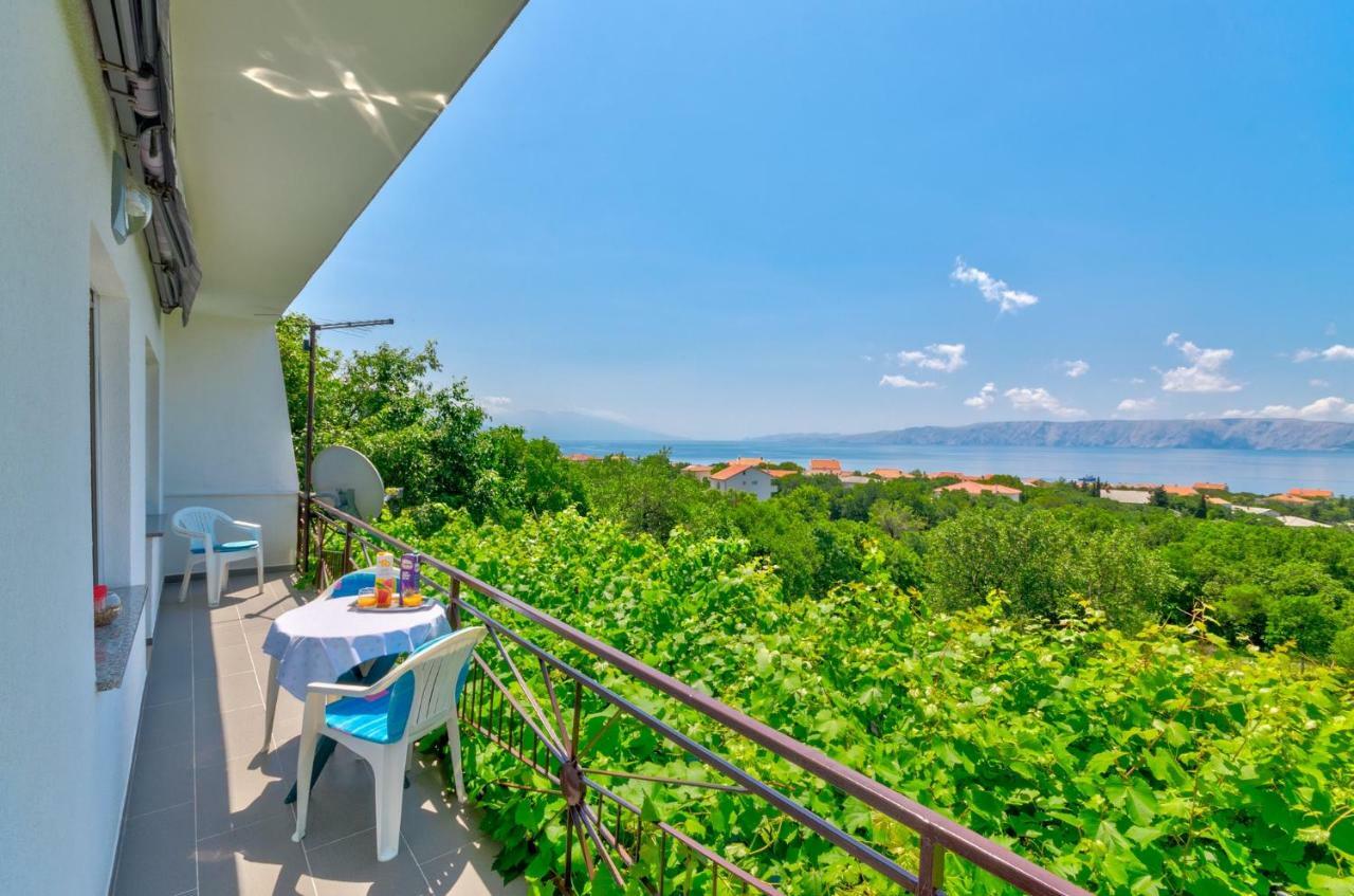 Apartment In Novi Vinodolski 15274 Povile Exterior photo